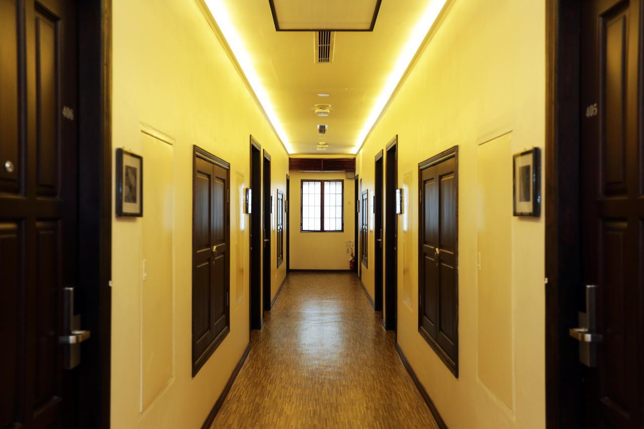 Super Hotel Yangon Exterior photo