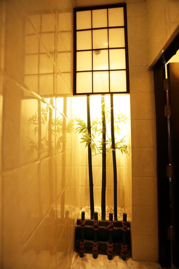 Super Hotel Yangon Exterior photo